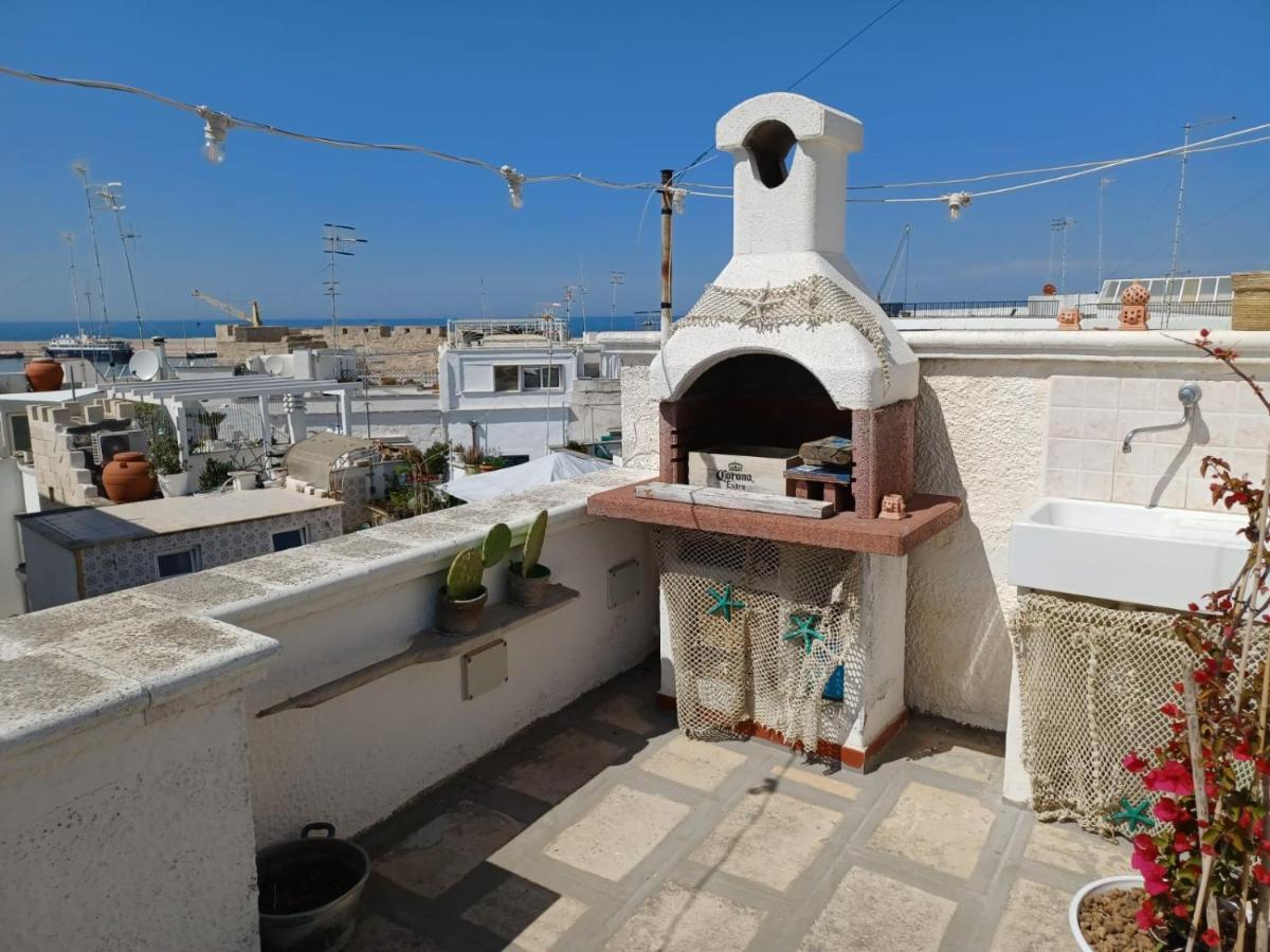 Casa Vacanze Il Mare Tra I Tetti - Relaxing Terrace & Sea View Villa Monopoli Luaran gambar